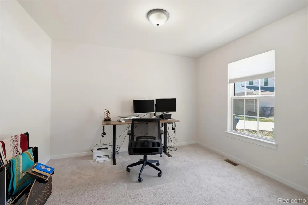 8760 Oak Ridge Trail Westland City, MI 48185