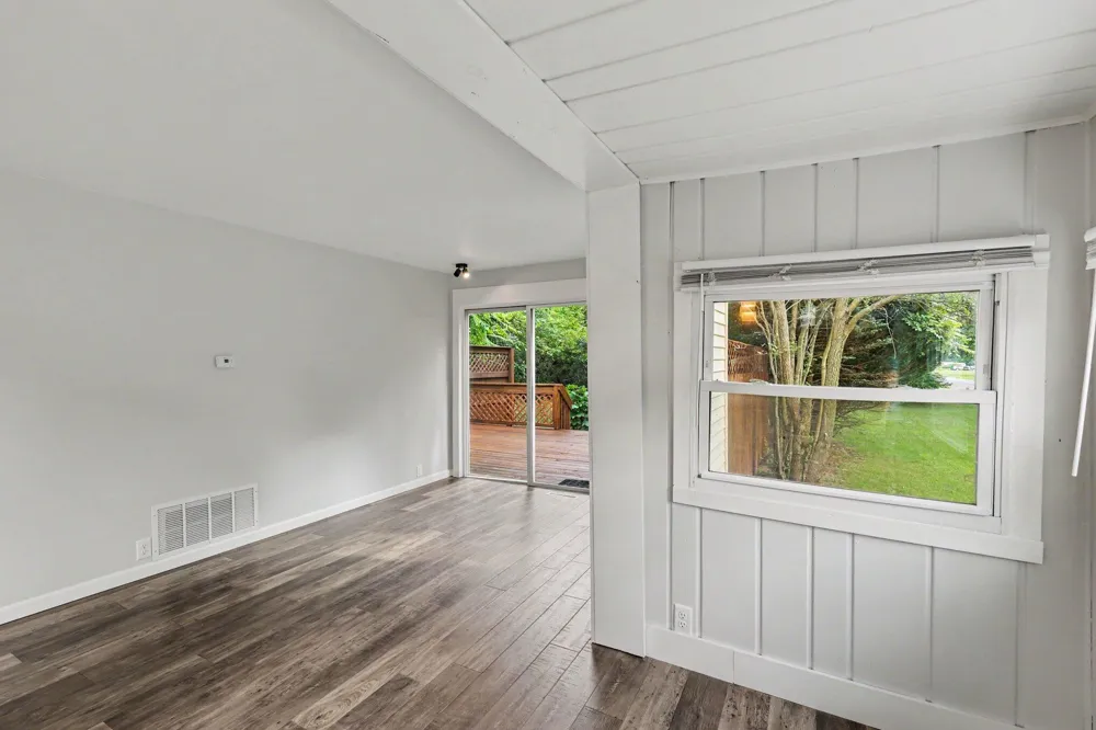 413 7th Street Leoni Township, MI 49254