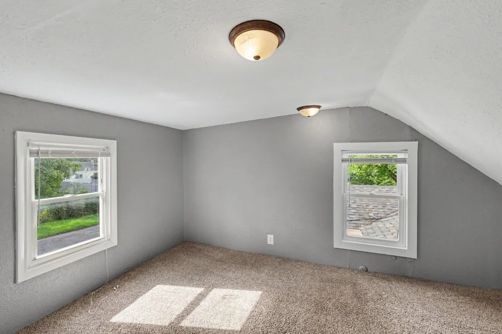 413 7th Street Leoni Township, MI 49254