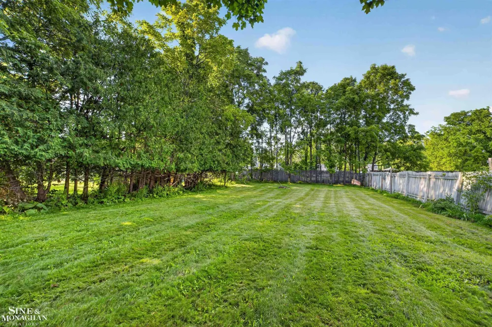 130 Ann Street Boyne City City, MI 49712