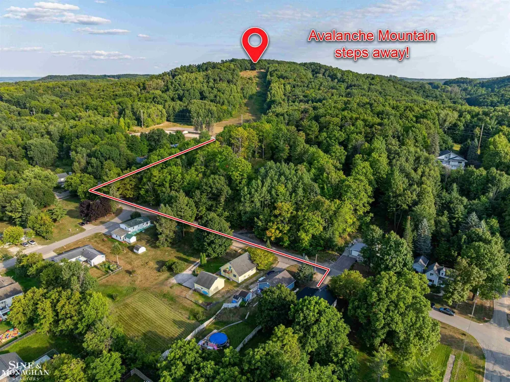 130 Ann Street Boyne City City, MI 49712
