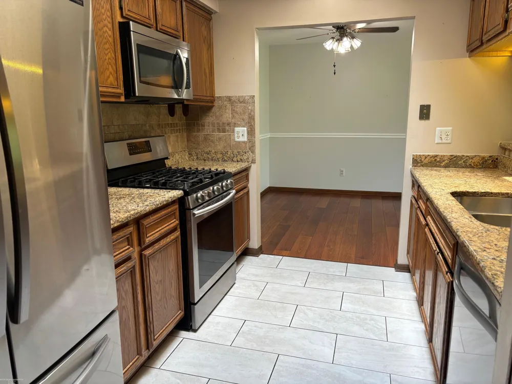49850 Potomac Court Shelby Charter Township, MI 48315