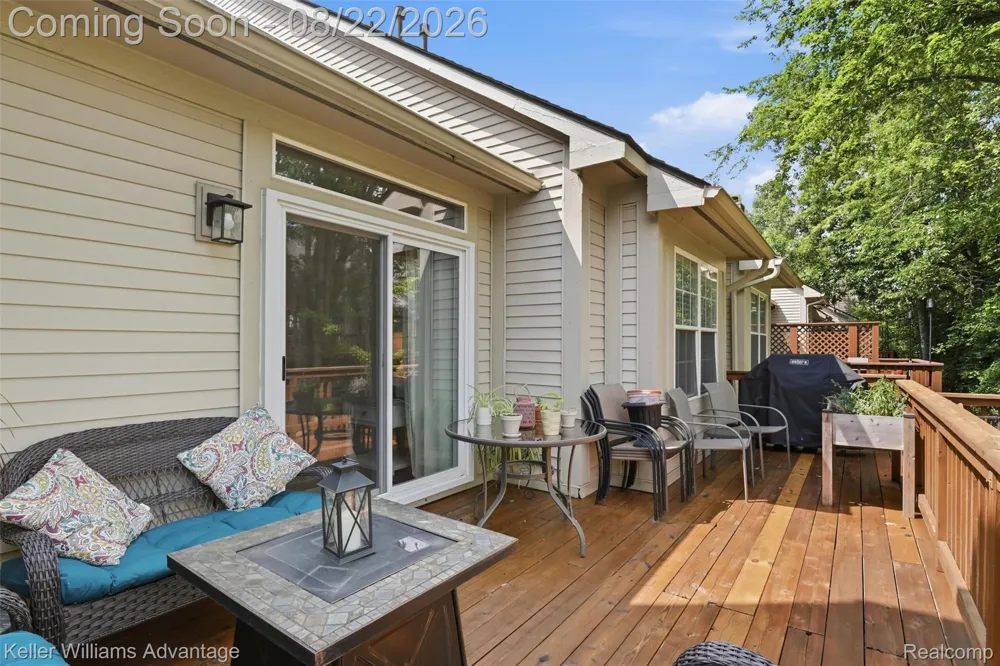 41772 Webster Court Novi City, MI 48377