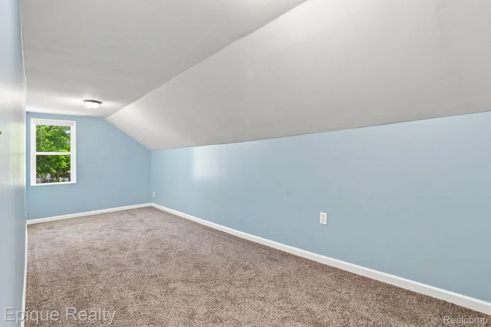 2413 Walnut Street Port Huron City, MI 48060