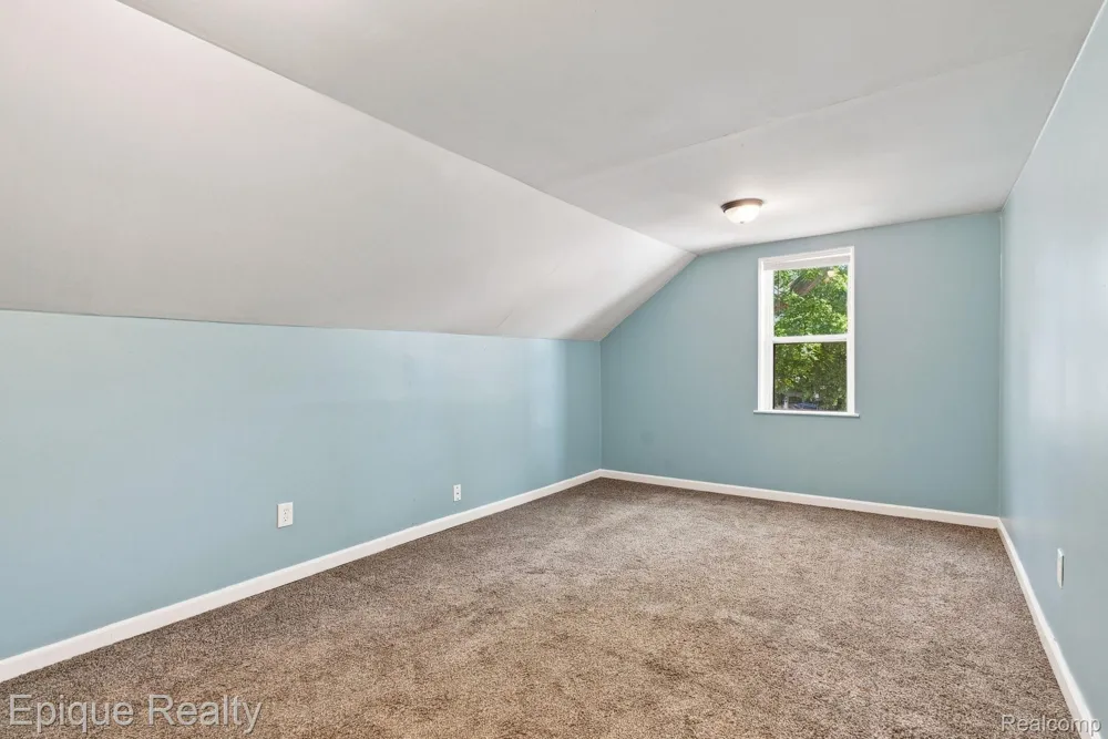 2413 Walnut Street Port Huron City, MI 48060