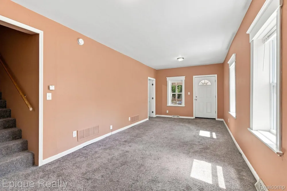 2413 Walnut Street Port Huron City, MI 48060