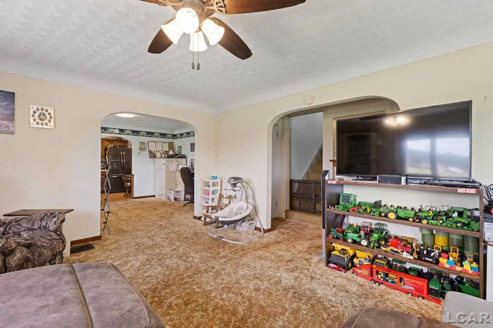 8720 Buckeye Road Amboy Township, MI 49288