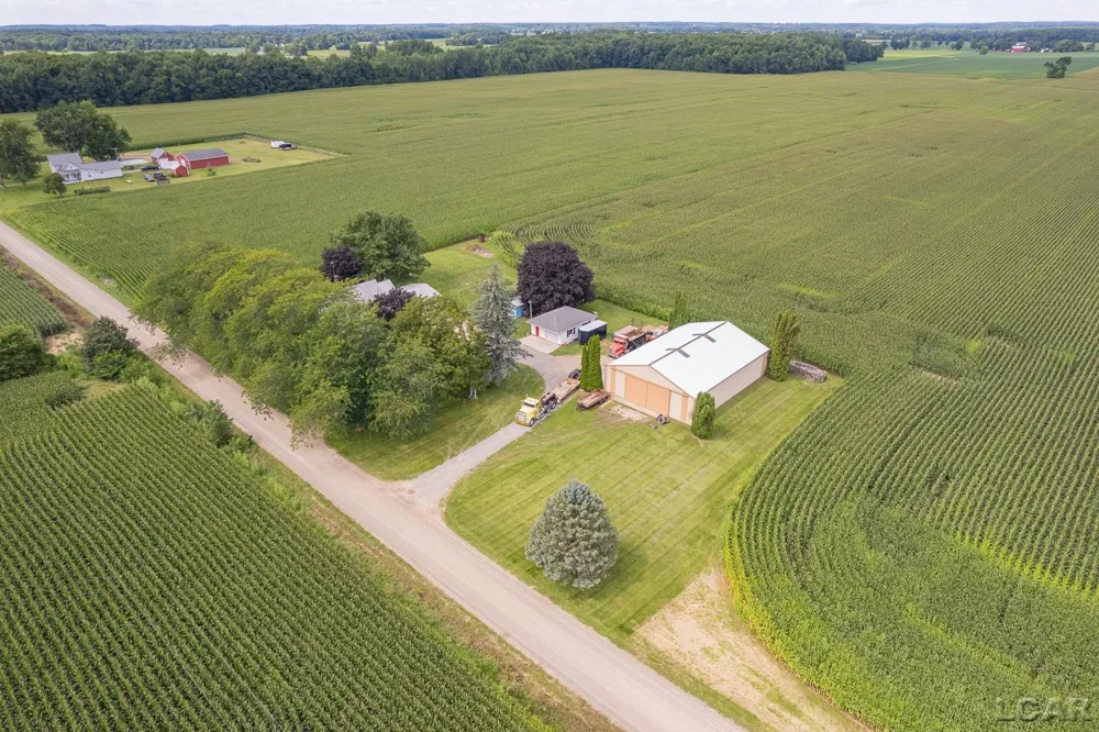 8720 Buckeye Road Amboy Township, MI 49288