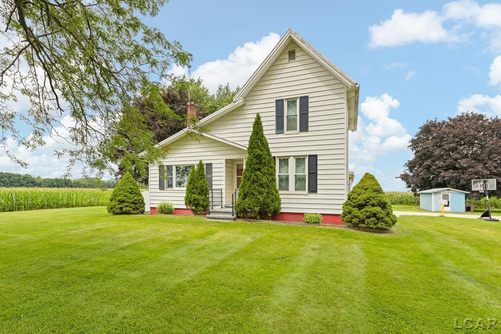 8720 Buckeye Road Amboy Township, MI 49288