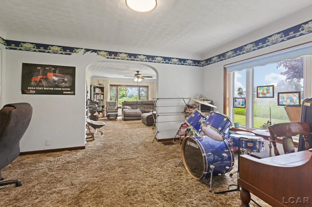 8720 Buckeye Road Amboy Township, MI 49288