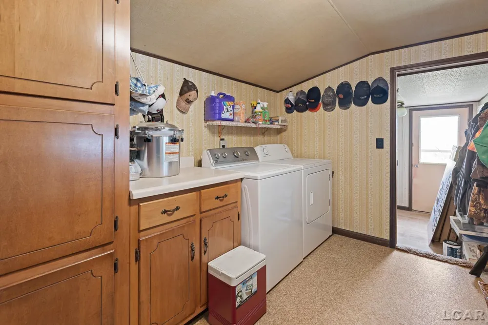 8720 Buckeye Road Amboy Township, MI 49288