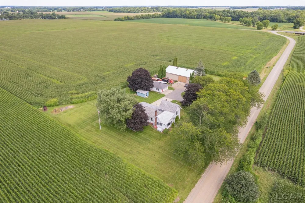 8720 Buckeye Road Amboy Township, MI 49288