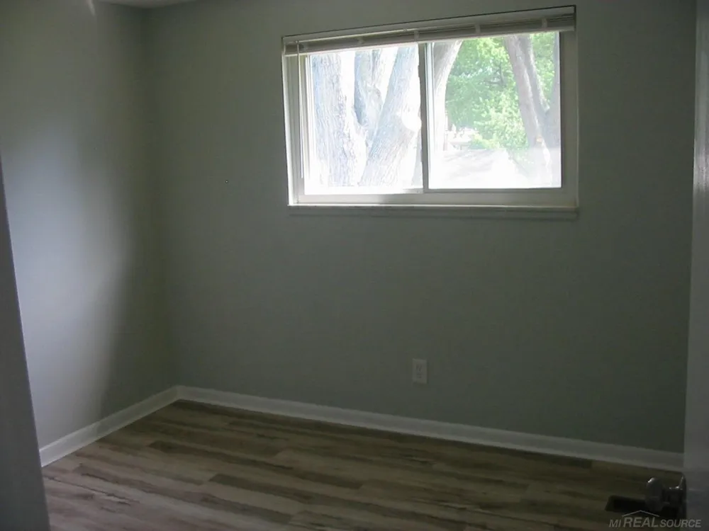 23909 Talbot Street St Clair Shores City, MI 48082