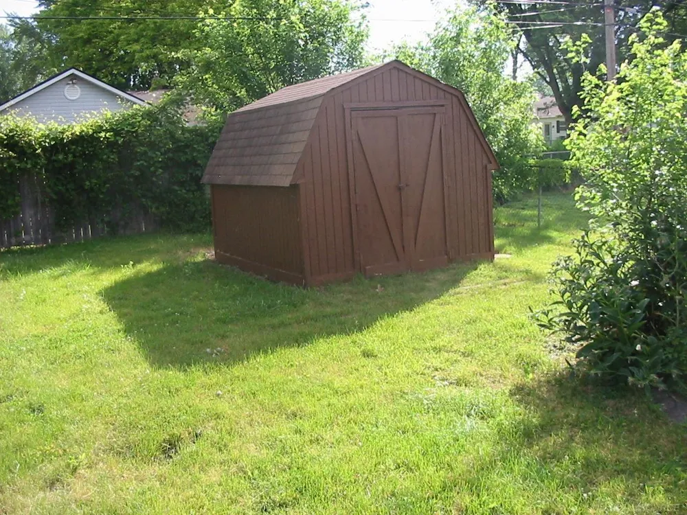23909 Talbot Street St Clair Shores City, MI 48082