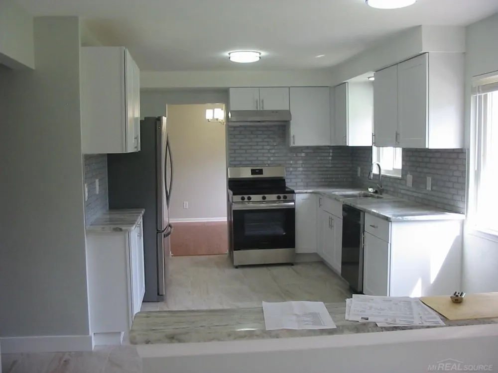 23909 Talbot Street St Clair Shores City, MI 48082
