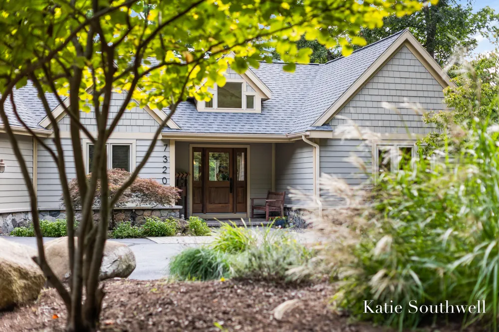 7320 Valhalla Drive SE Caledonia Township, MI 49302