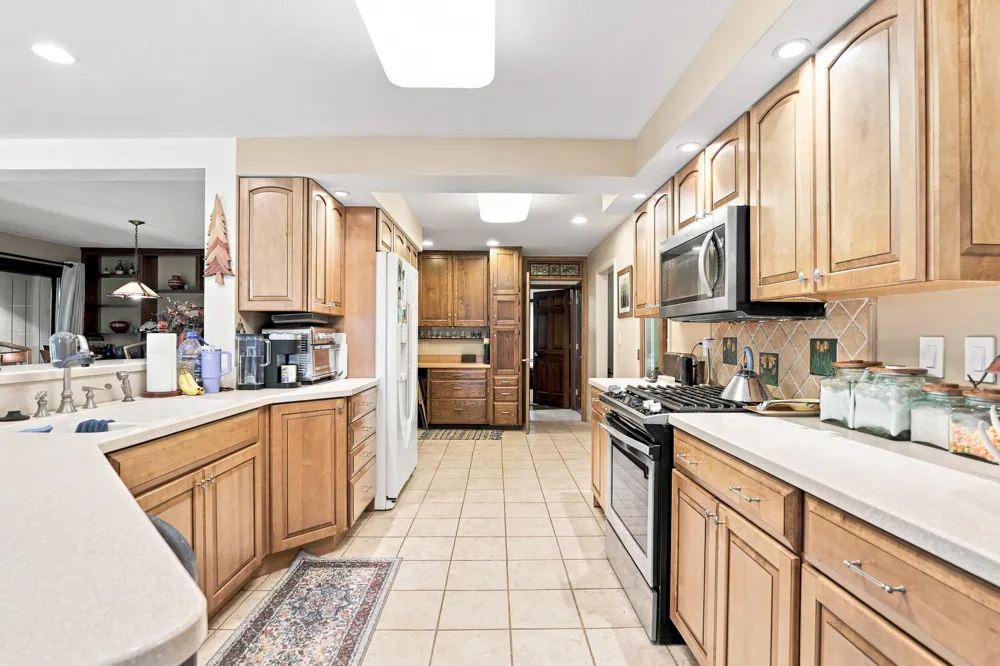 17370 160th Avenue Colfax Township, MI 49342