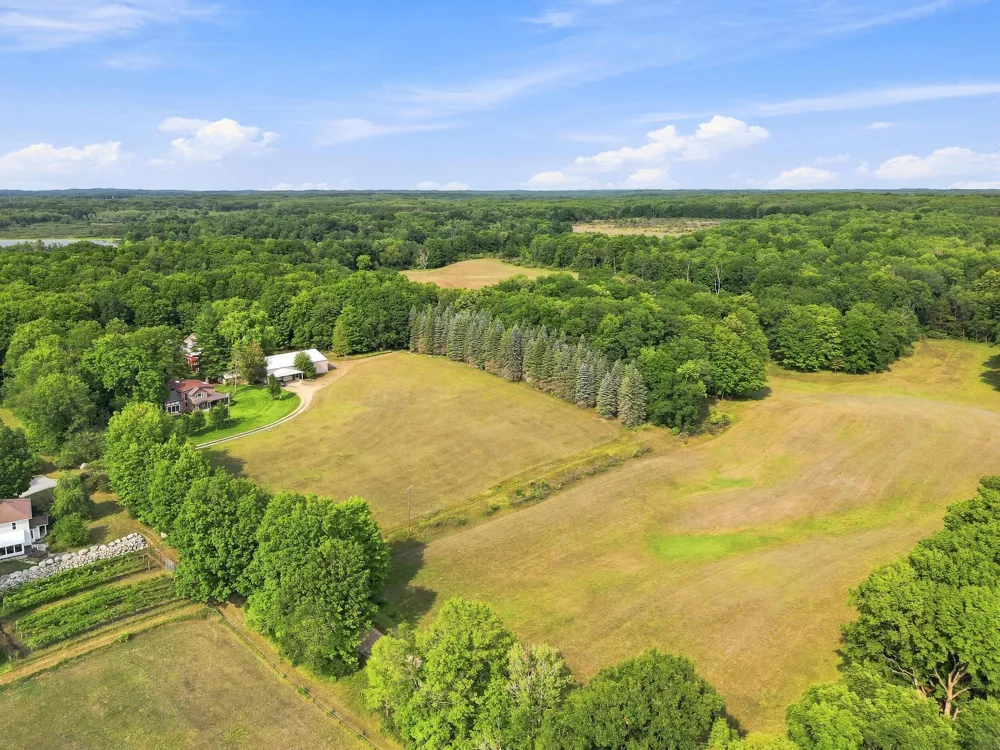 17370 160th Avenue Colfax Township, MI 49342