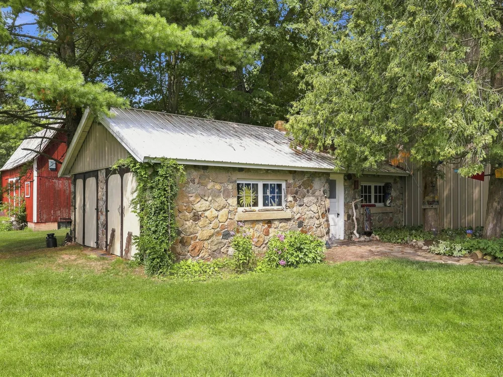 17370 160th Avenue Colfax Township, MI 49342