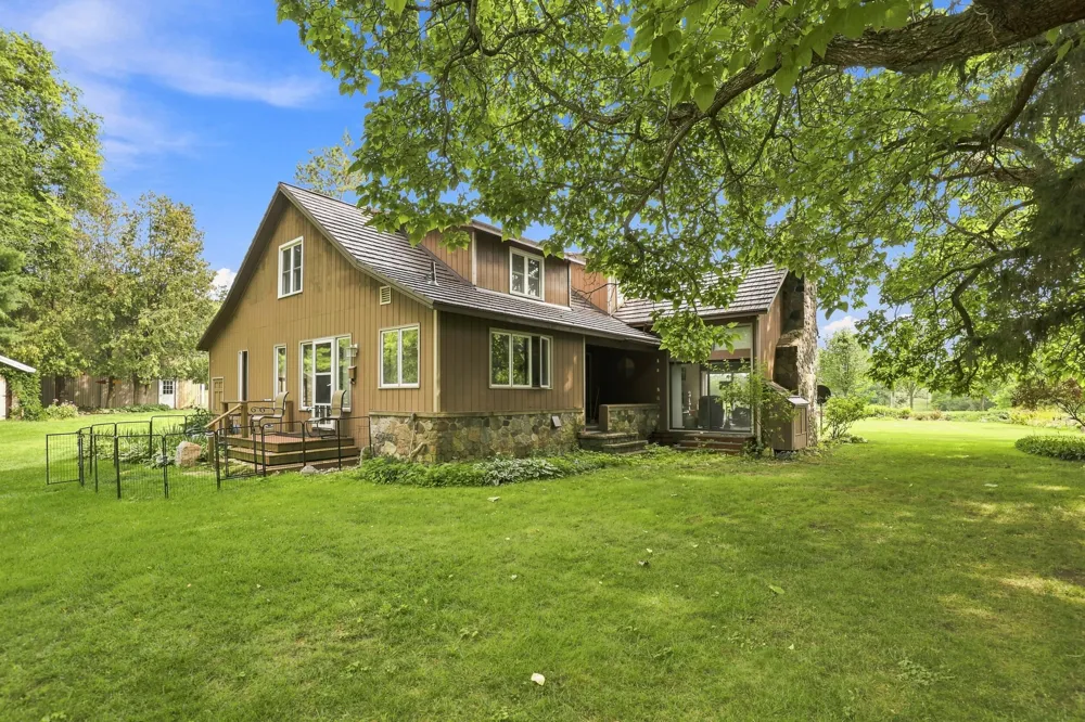 17370 160th Avenue Colfax Township, MI 49342