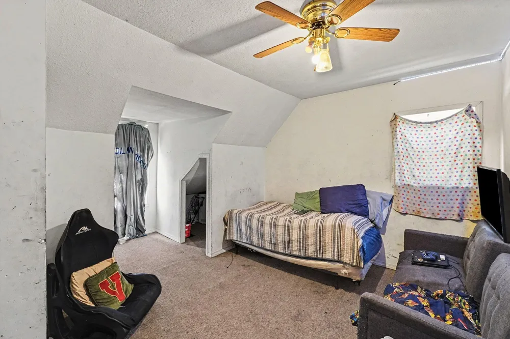 908 W Lapeer Street Lansing City, MI 48915