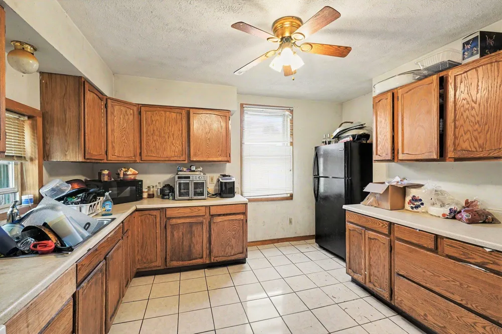 908 W Lapeer Street Lansing City, MI 48915