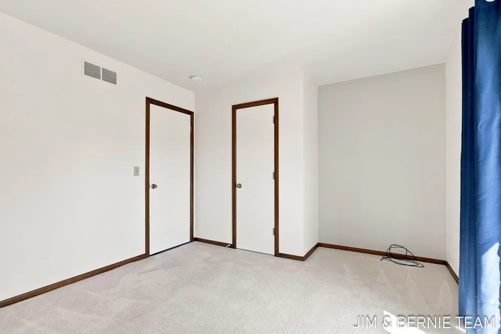 75 Old Mill Drive #13 Holland City, MI 49423
