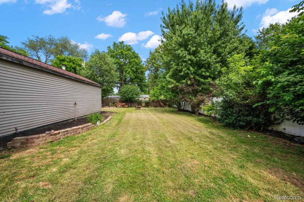 3067 Avalon Road Rochester Hills City, MI 48309