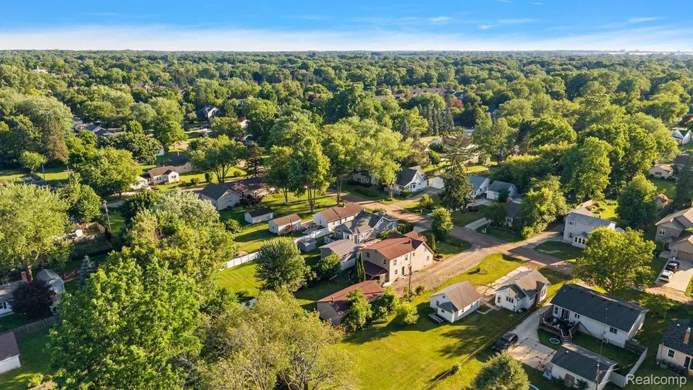 3067 Avalon Road Rochester Hills City, MI 48309