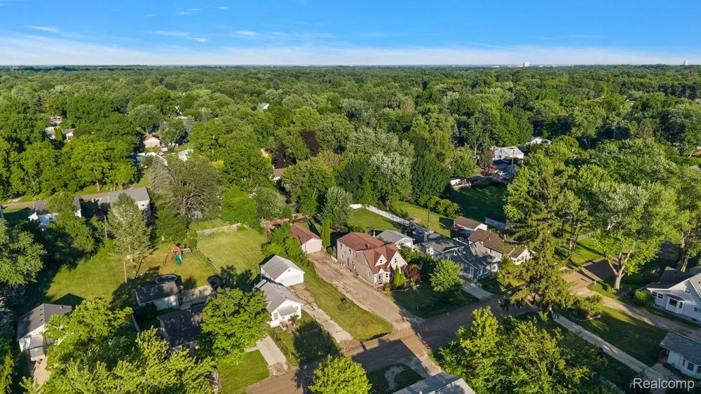 3067 Avalon Road Rochester Hills City, MI 48309