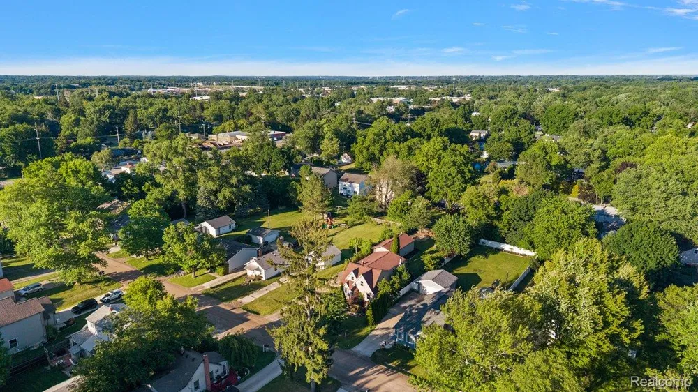 3067 Avalon Road Rochester Hills City, MI 48309