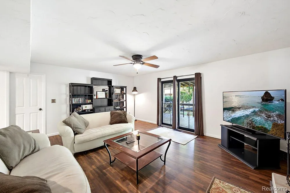 3067 Avalon Road Rochester Hills City, MI 48309