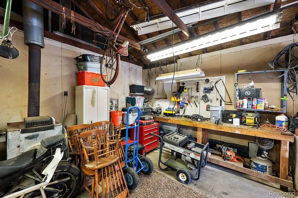3067 Avalon Road Rochester Hills City, MI 48309