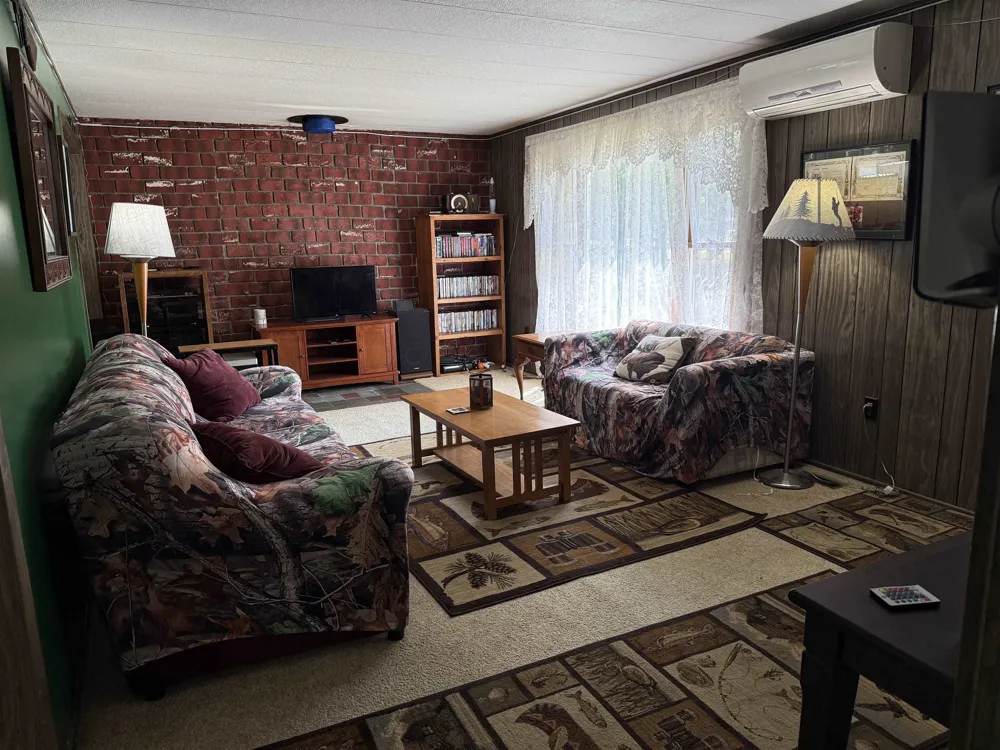 3838 Rosemary Lane Oscoda Charter Township, MI 48737