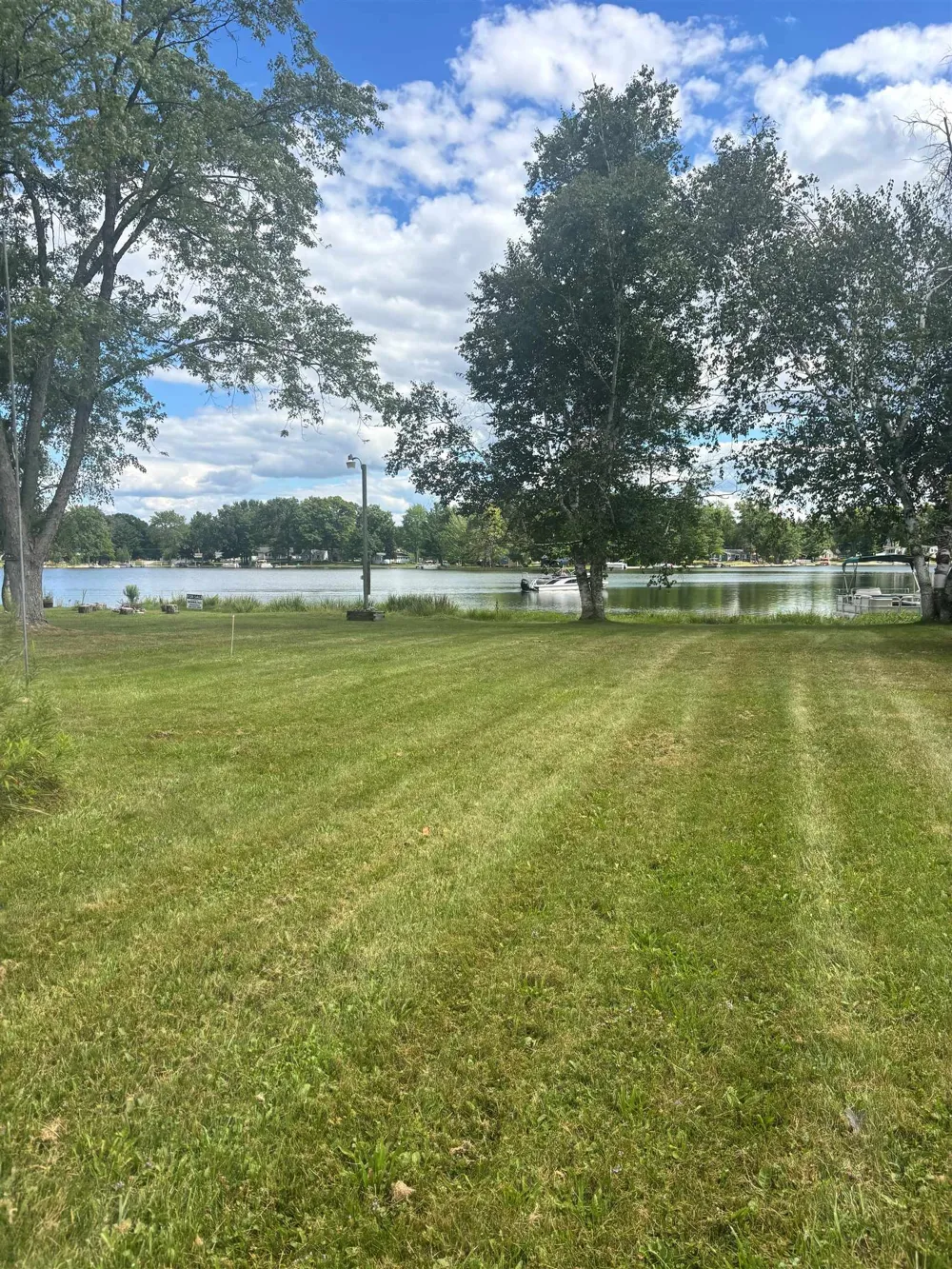 W Huckleberry Trail Surrey Township, MI 48622