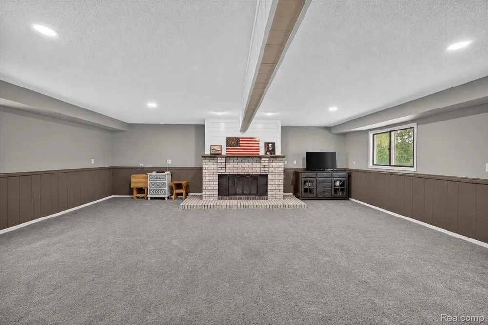 4152 Allen Road Clinton Township, MI 49286