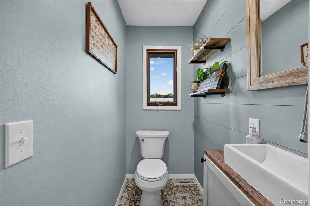 4152 Allen Road Clinton Township, MI 49286