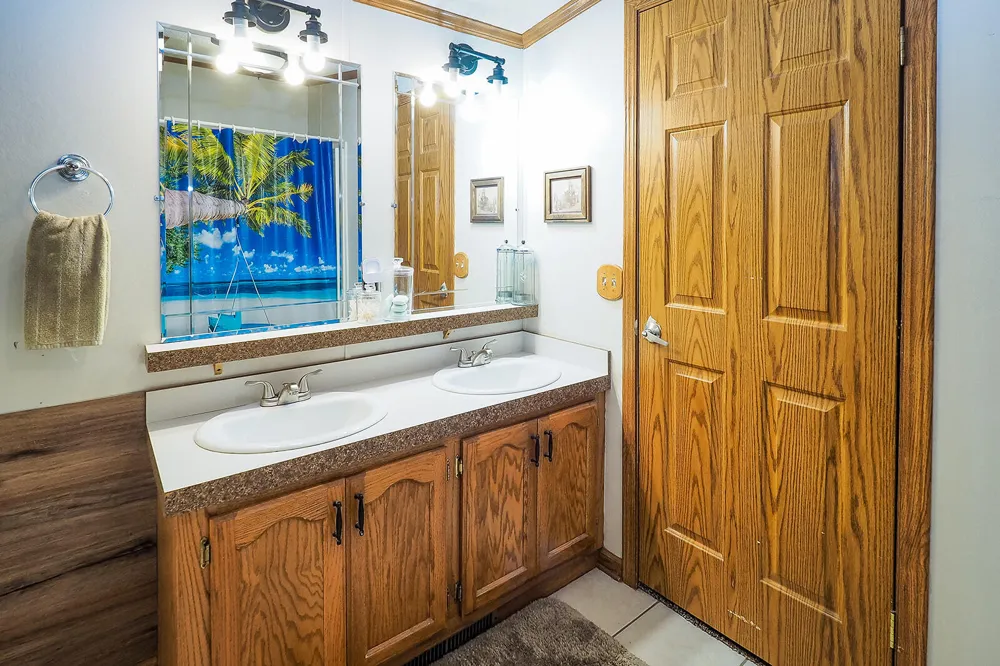 84 Thelen Drive Cheshire Township, MI 49055