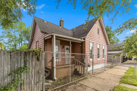 3438 Randall Street