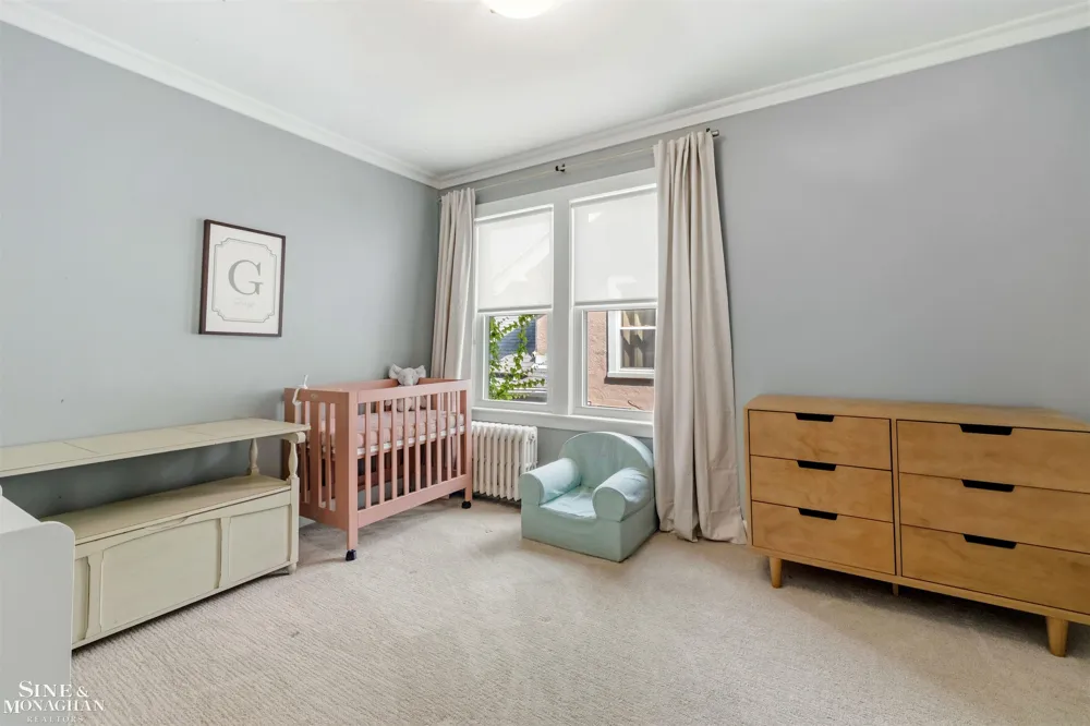 1025 Beaconsfield Avenue Grosse Pointe Park City, MI 48230