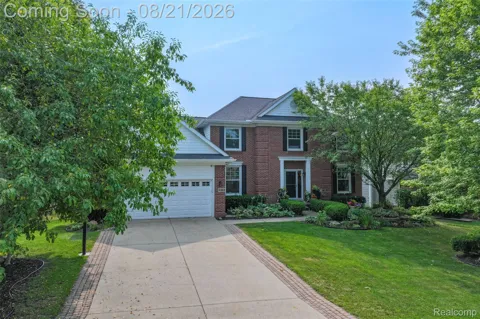 6385 Golf View Drive