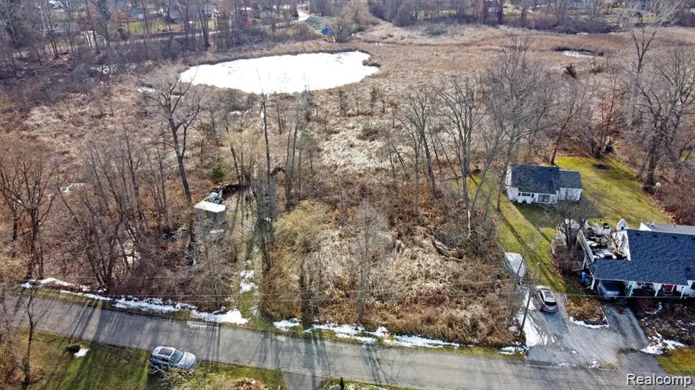 Annapolis Commerce Charter Township, MI 48382