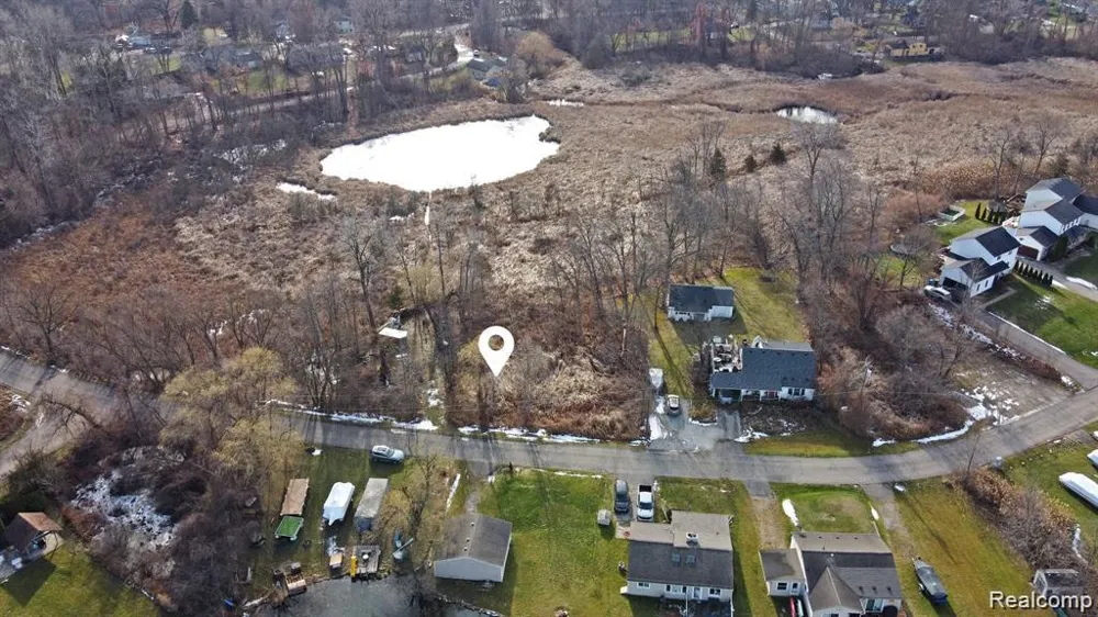 Annapolis Commerce Charter Township, MI 48382