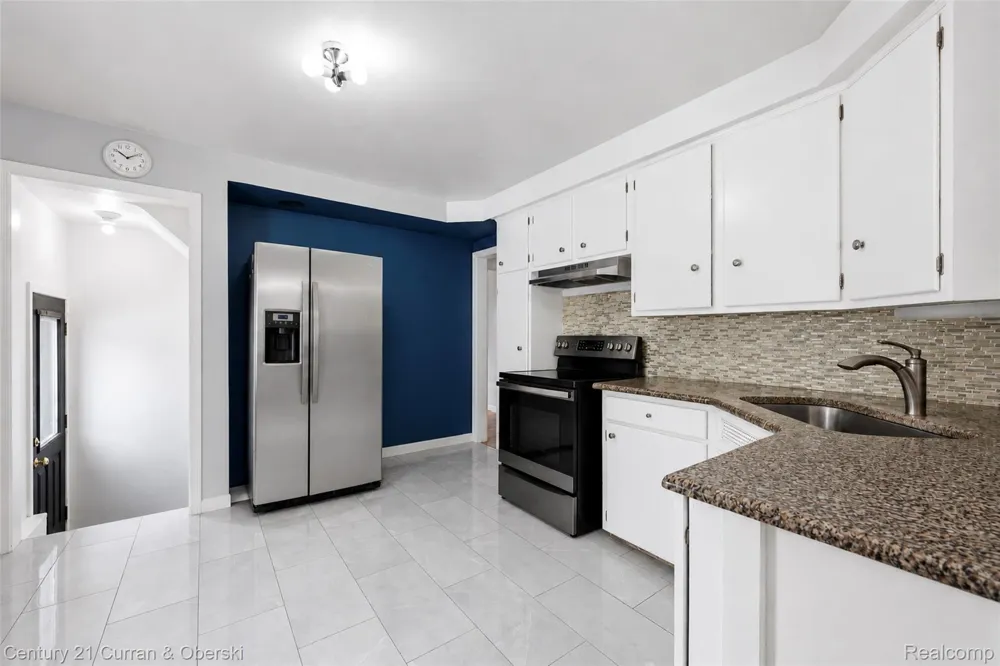 1651 Nightingale Street Dearborn City, MI 48128