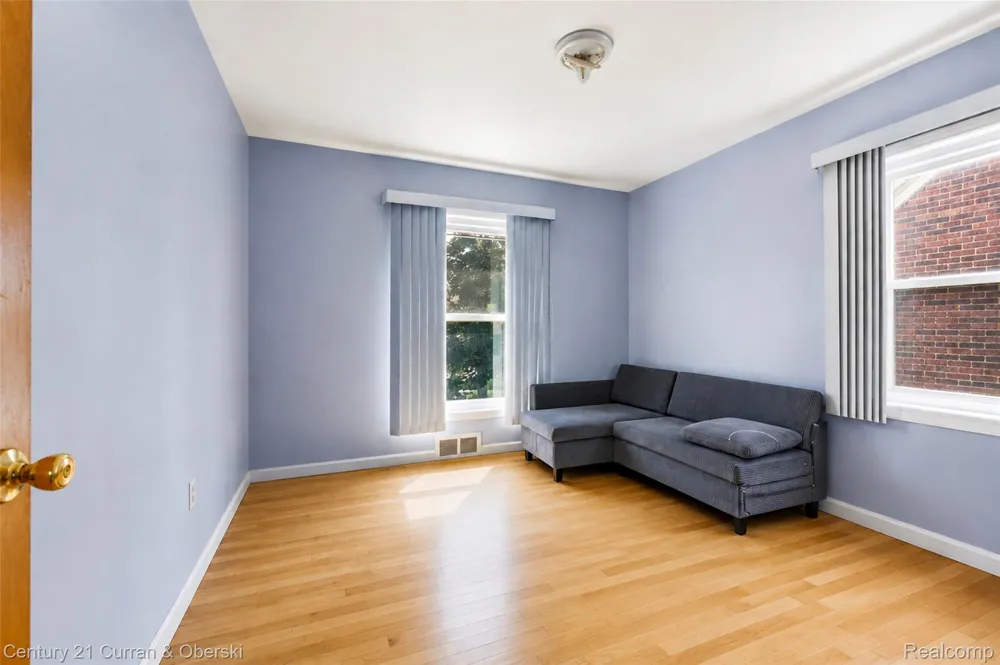 1651 Nightingale Street Dearborn City, MI 48128
