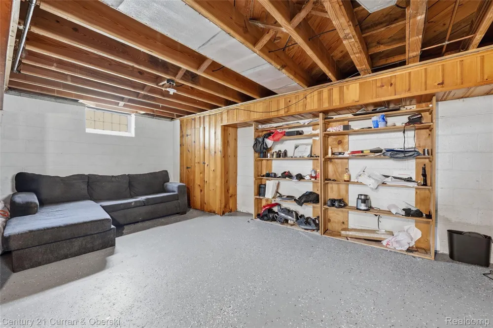 1651 Nightingale Street Dearborn City, MI 48128