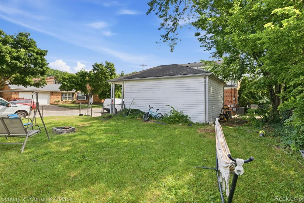 1651 Nightingale Street Dearborn City, MI 48128