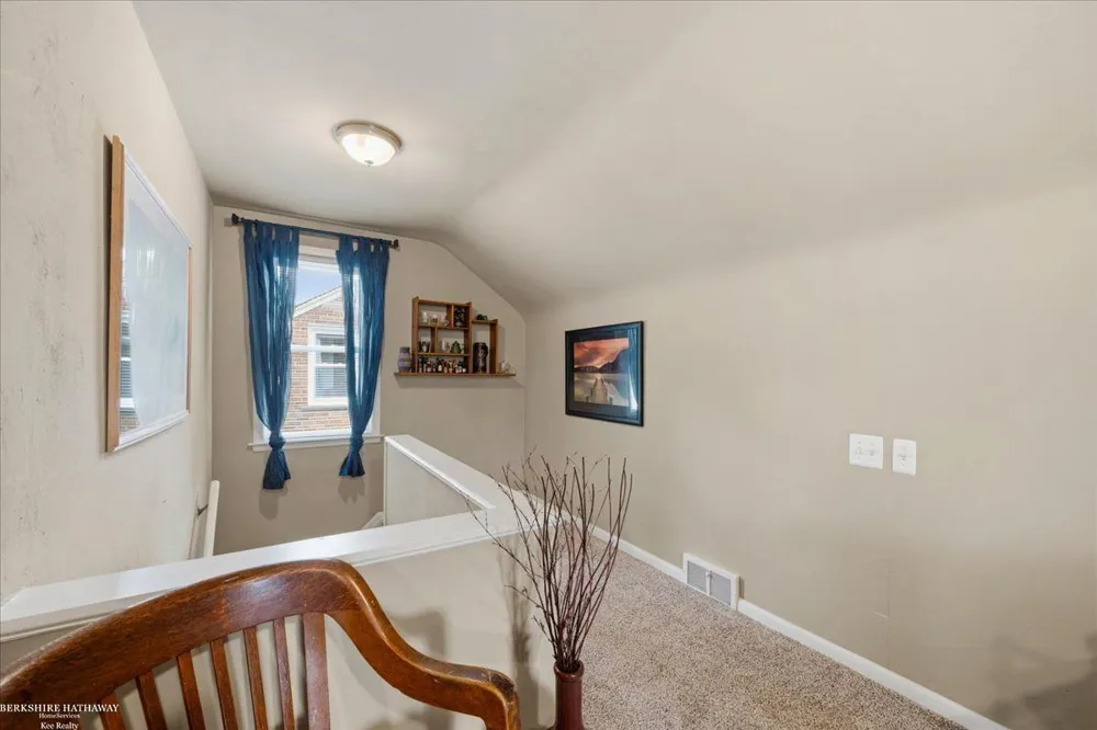 841 Washington Road Grosse Pointe City, MI 48230