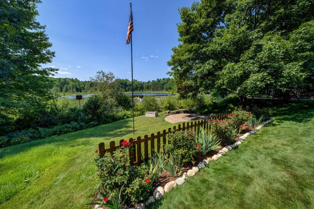 15495 E Pettengill Road Kasson Township, MI 49630