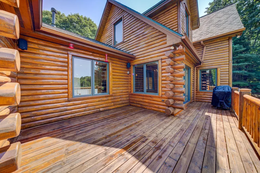 15495 E Pettengill Road Kasson Township, MI 49630